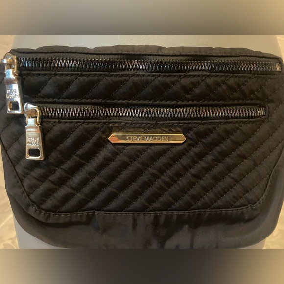 Steve Madden Black Quilted Fanny Pack, 9x6.5, - Picture 4 of 10